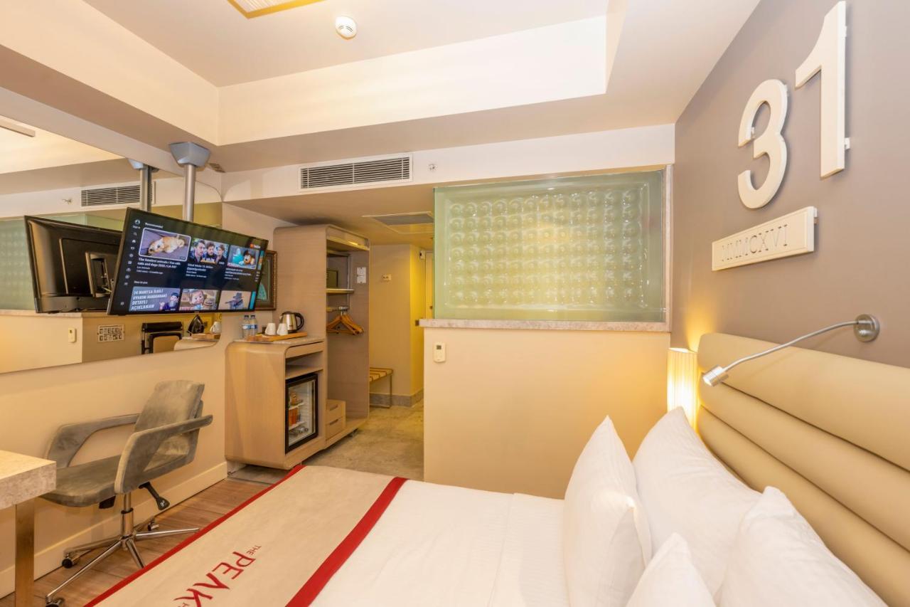 Ramada By Wyndham Pera Taksim Отель Стамбул